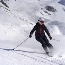 ウィンタースポーツと腰痛予防の「スキーヤーの心得」